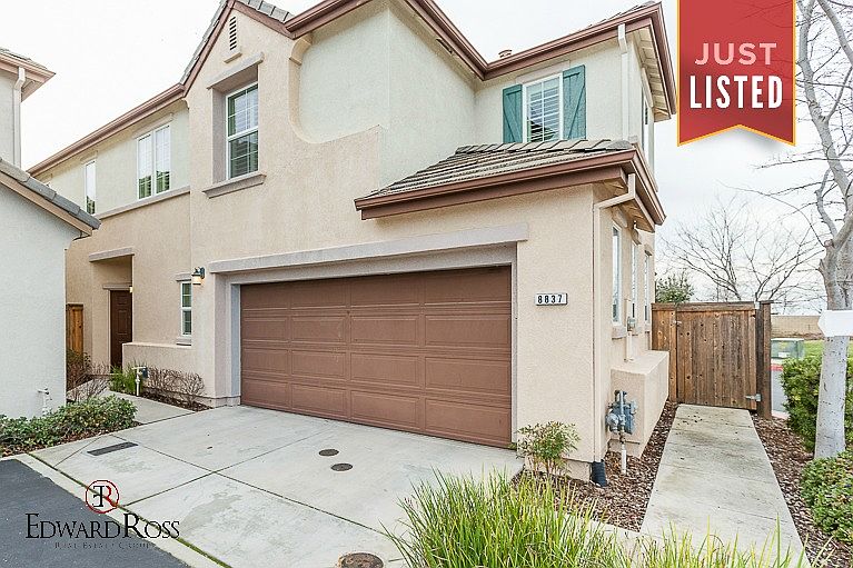 1st image of 8837 Cortina Cir