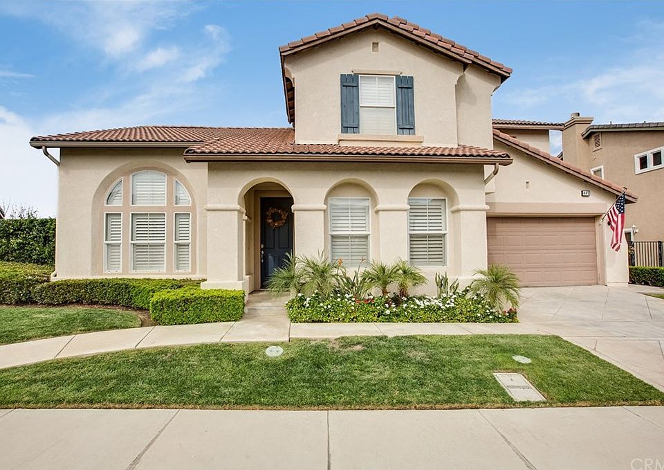 1st image of 445 Shasta Cir