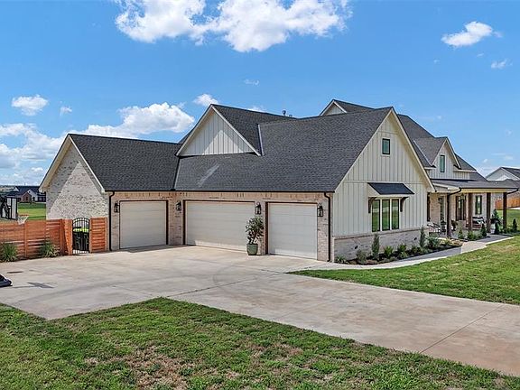 3rd image of 4255 White Ash Dr