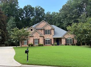 96 Highgrove Dr, Suwanee, GA 30024
