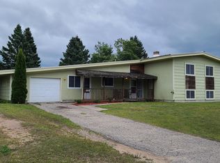 64 Evergreen Dr, Kincheloe, MI 49788