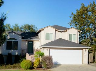 125 SE Lebleu Ln, Winston, OR 97496