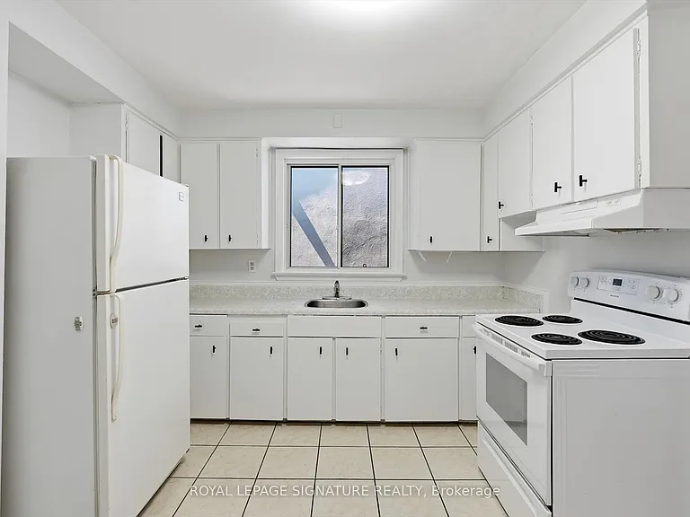 46 Albert Ave #5 — Photo 10