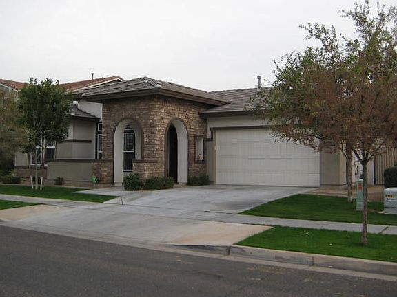 5th image of 3663 E Comstock Dr