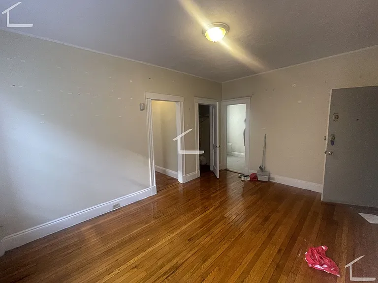220 Kelton St #109 — Photo 5