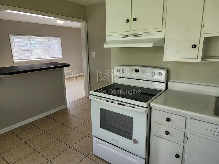 354 S Biltmore Ave — Photo 7