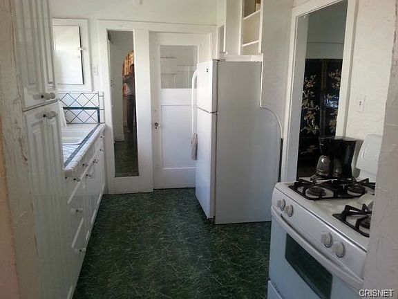 5th image of 11821 Glenoaks Blvd