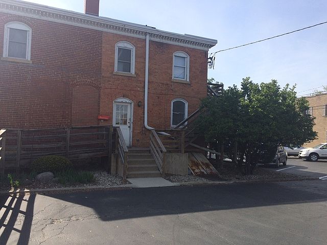 1st image of 256 1/2 S Washington Ave #1