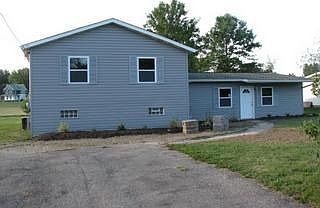 2nd image of 12120 National Dr
