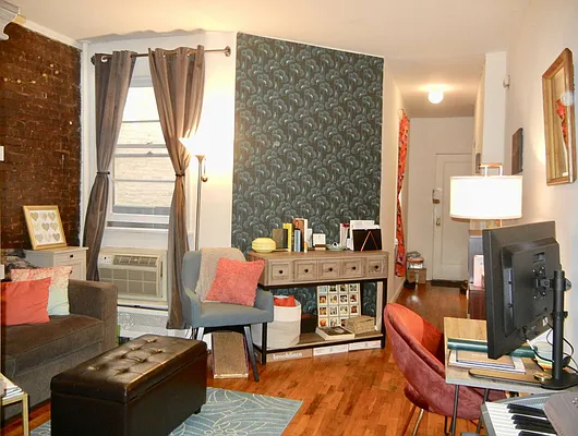 Rented by Brooklyn Heights Real Estate Inc | media 31