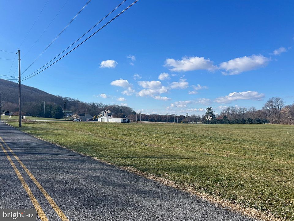 2nd image of 1108 Sheaffer Rd