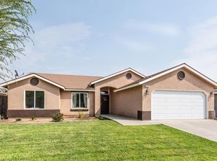 214 N 4th St, Orange Cove, CA