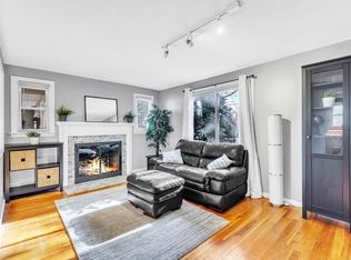 77 Fairview St, South Hadley, MA 01075