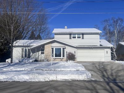 3912 Wildwood DRIVE, Manitowoc, WI, 54220