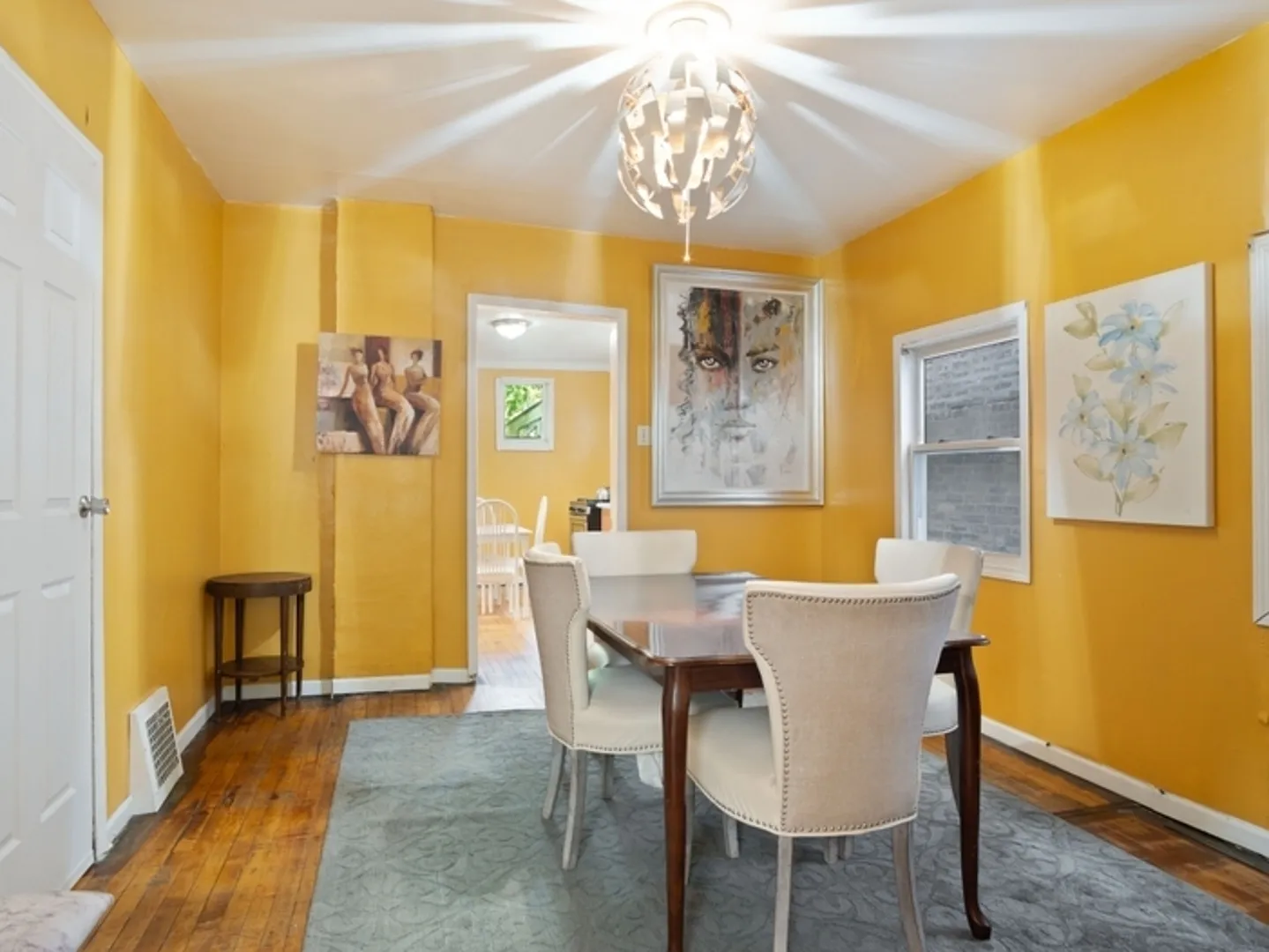 3 bed, 1200 sqft, $4,000 — Photo 3