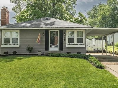 1270 N Sappington Rd, Saint Louis, MO, 63122