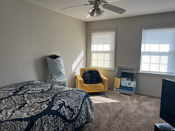 4th image of 601 Brookside Dr APT 4