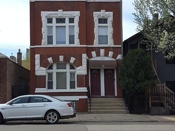 2nd image of 1343 W Grand Ave