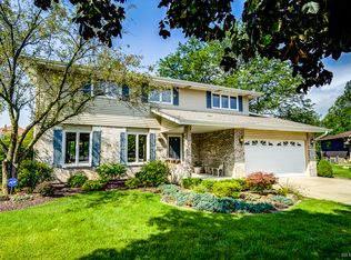 9227 Eileen Ct, Orland Park, IL 60462