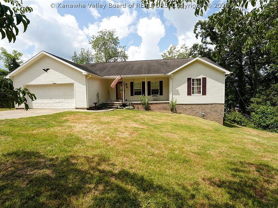 1st image of 302 Hickory Rd