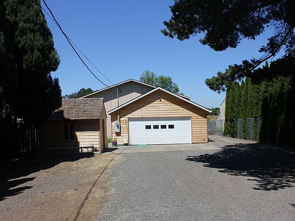 front of alternate space/shop