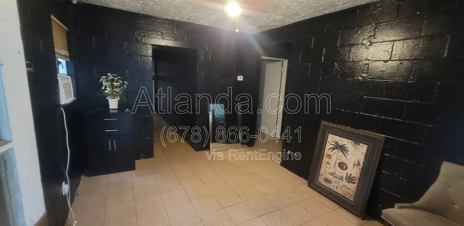 1 bed, 1.0 bath, 600 sqft, $950 — Photo 2