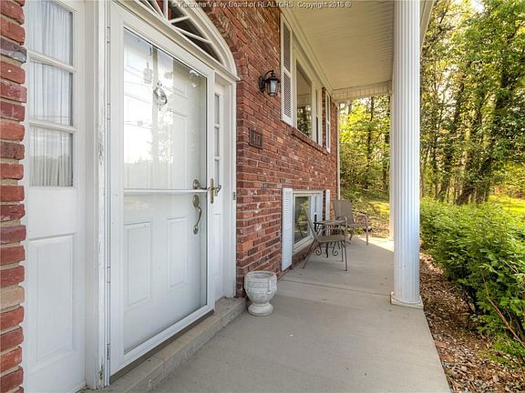 2nd image of 417 Sheridan Cir