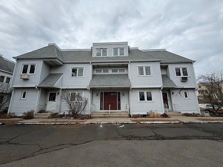 678 Savin Ave #2E — Photo 21