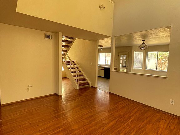 2nd image of 4800 Camino Royale Dr