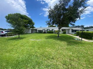 7352 W Oakridge Cir #35-B, Lake Worth, FL 33462
