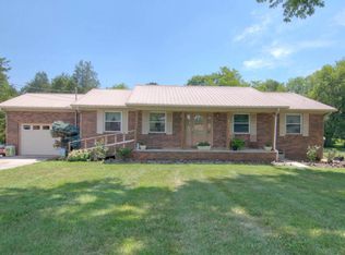 316 Fancy Meadows Dr, Strawberry Plains, TN 37871