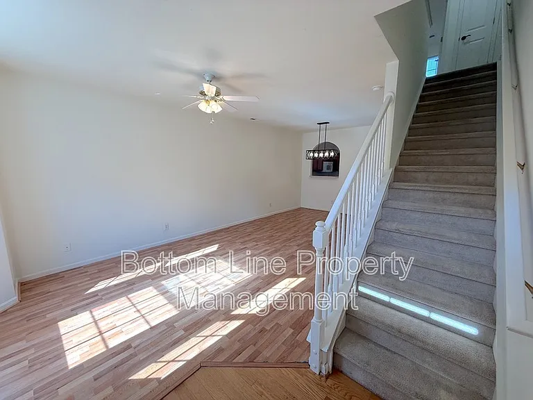 5703 Erin Dr — Photo 2