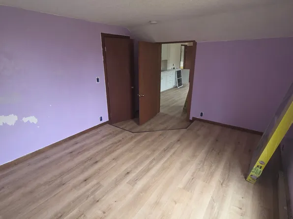 406 Chippewa St, 406 Chippewa St #1/2, Chippewa Falls, WI 54729