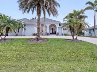 1091 Rotonda Cir, Rotonda West, FL 33947