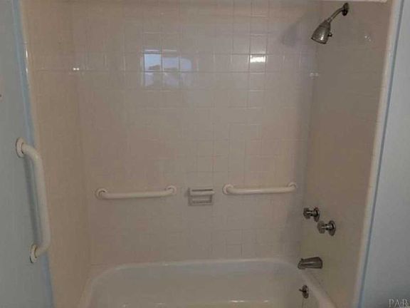 3rd image of 825 Bayshore Dr APT 801