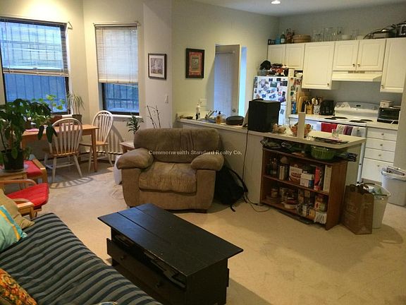 5th image of 6-12 Blackwood St #5B
