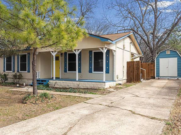 4th image of 220 League St S