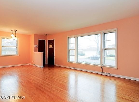 3rd image of 8400 Le Claire Ave
