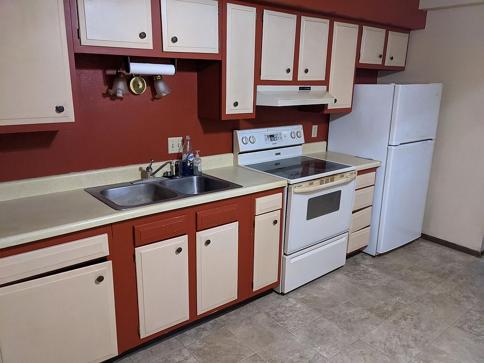 1st image of 101 16th Ave NW #14