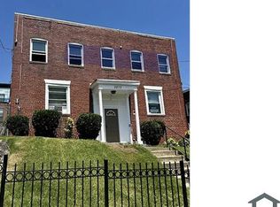 2833 28th St SE, Washington, DC 20020