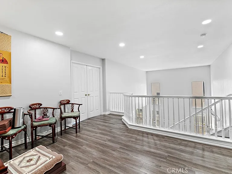 15881 Madelyn Ct — Photo 21