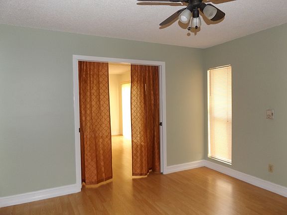 Very nice size Bedroom