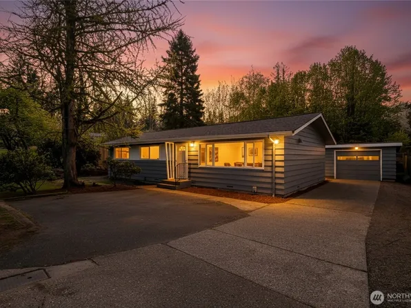 3002 Lakeway Drive, Bellingham, WA 98229