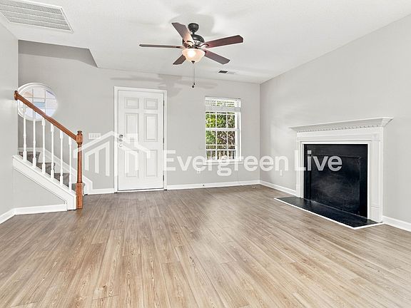 2nd image of 300 Keystone Dr