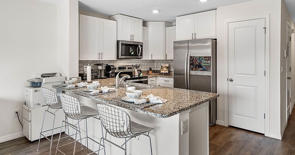 1st image of 32170 Levering St #1232267