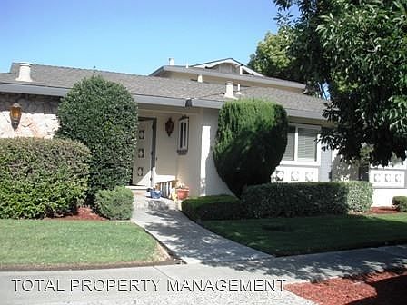 2nd image of 837 Opal Dr APT 3