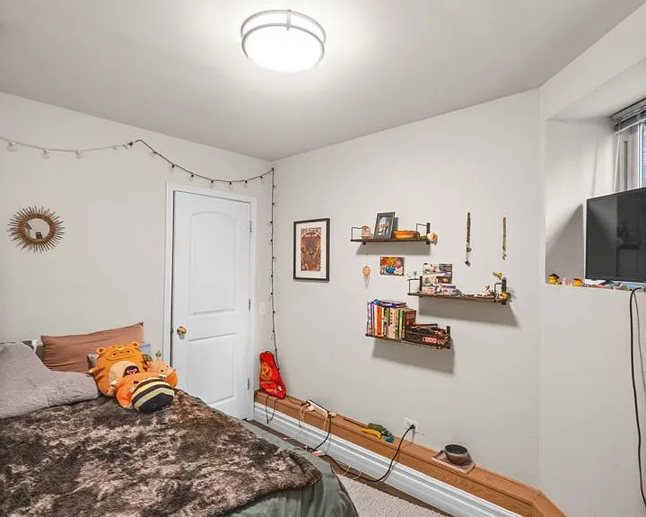3115 N Sheffield Ave — Photo 17