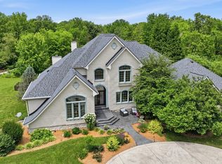 2372 Manistique Lakes Dr, Lebanon, OH 45036
