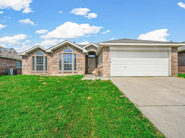 1716 La Caya Dr, Mansfield, TX 76063