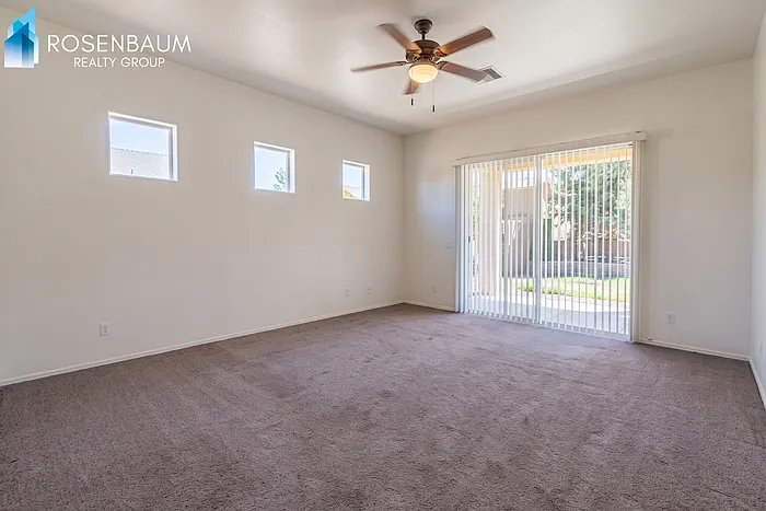 3 bed, 2.0 bath, 2038 sqft, $2,399 — Photo 4